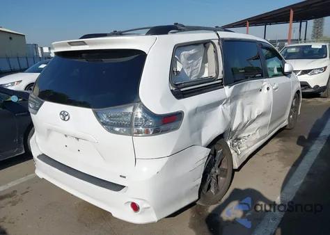 2012 Toyota Sienna Se 8 Passenger z USA, uszkodzony, nr VIN 5TDXK3DC4CS217230